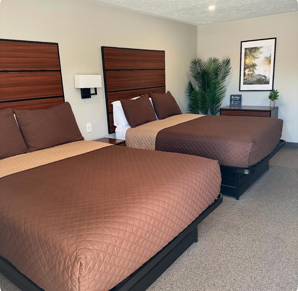 Manitoulin Inn Mindemoya Екстер'єр фото